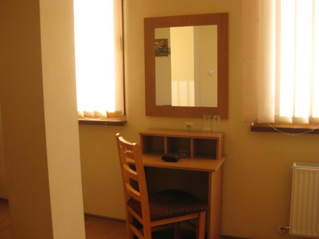 ديفين Family Hotel Veronika المظهر الخارجي الصورة