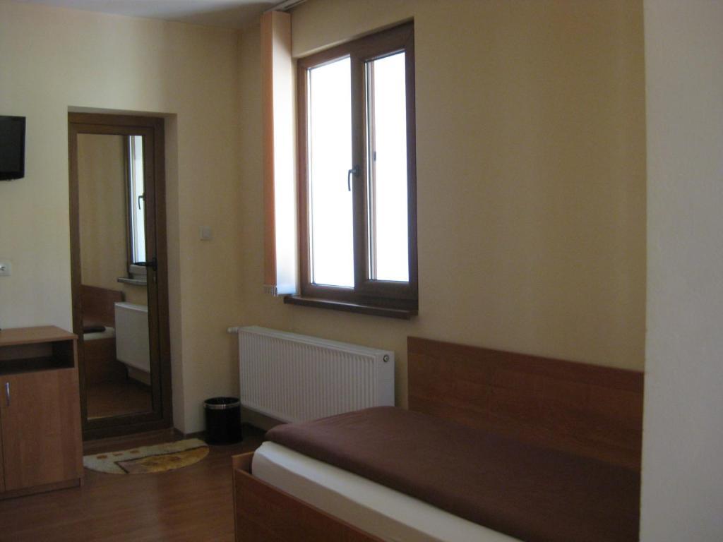 ديفين Family Hotel Veronika المظهر الخارجي الصورة