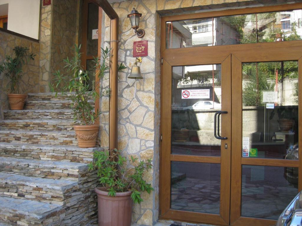 ديفين Family Hotel Veronika المظهر الخارجي الصورة