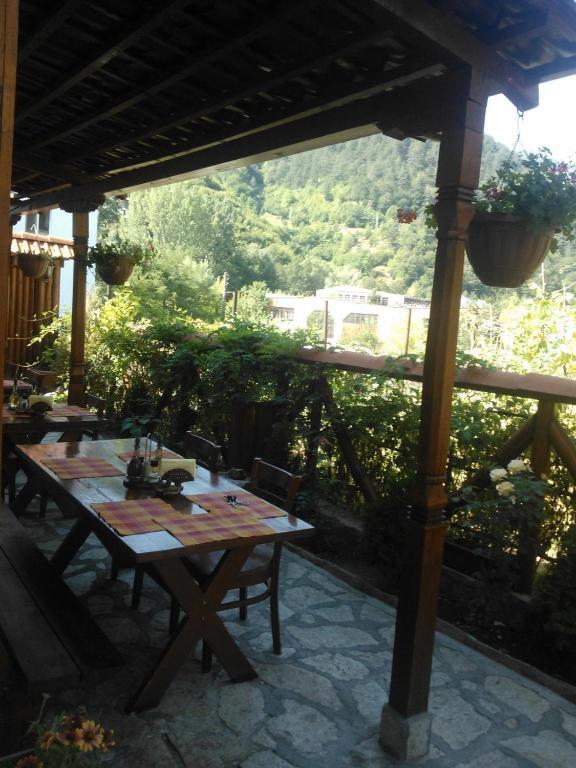 ديفين Family Hotel Veronika المظهر الخارجي الصورة